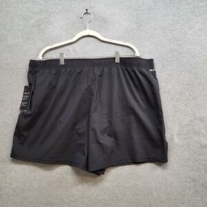 New Balance Men Activewear Shorts 2XL Black Athletic Core Run NWT